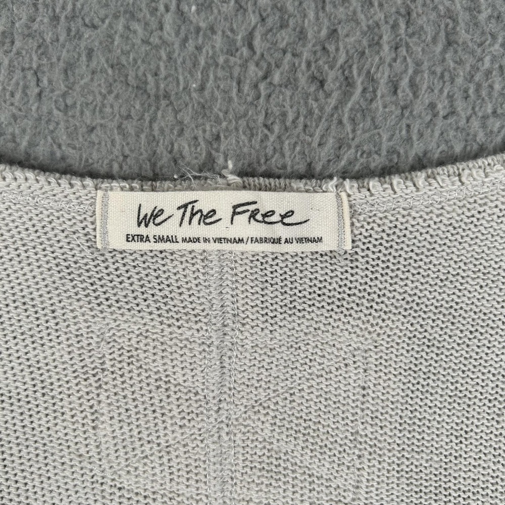 We The Free Shirt Womens Extra Small Gray Thermal V Neck Raw Hem Long Sleeve - Picture 4 of 14